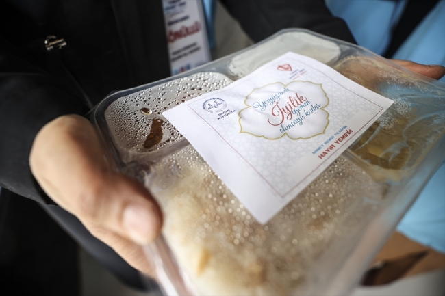 TDV, ramazanda 20 bin kişiye iftarlık kumanya dağıtacak